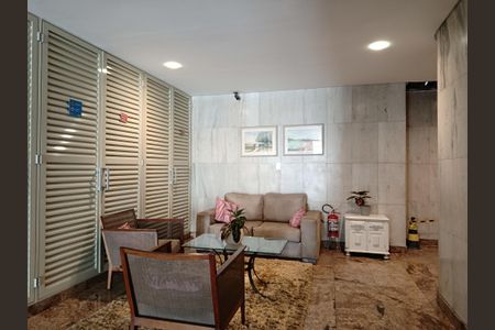Apartamento à venda com 71m², 2 quartos e 1 vagaHall social