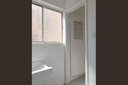Apartamento à venda com 71m², 2 quartos e 1 vagaÁrea de Serviço