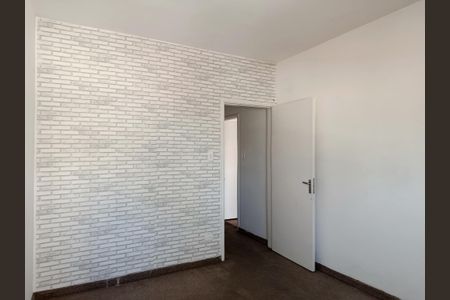 Apartamento à venda com 71m², 2 quartos e 1 vagaQuarto 2