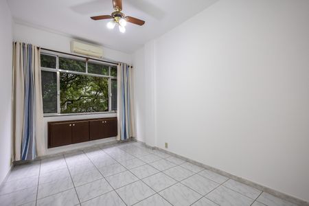 Apartamento à venda com 125m², 3 quartos e 1 vagaQuarto 2