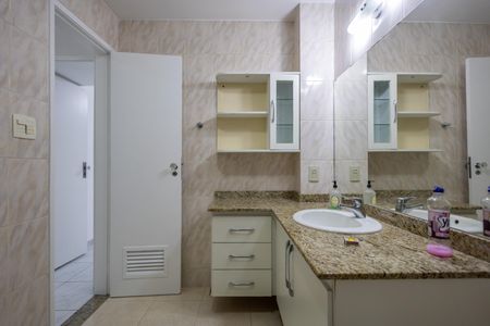 Apartamento à venda com 125m², 3 quartos e 1 vagaBanheiro