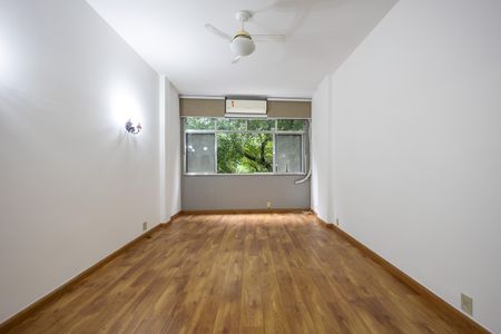 Apartamento à venda com 125m², 3 quartos e 1 vagaSala