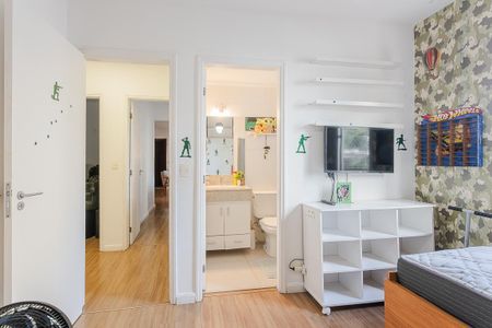 Suíte 2 de apartamento para alugar com 2 quartos, 98m² em Pinheiros, São Paulo