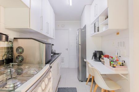Cozinha de apartamento para alugar com 2 quartos, 98m² em Pinheiros, São Paulo