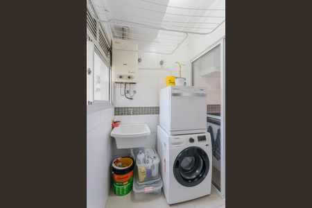 Área de Serviço de apartamento para alugar com 2 quartos, 98m² em Pinheiros, São Paulo