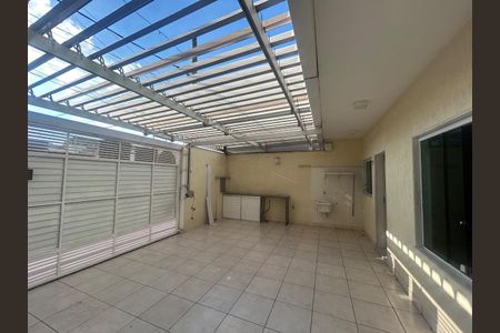 Casa à venda com 2 quartos, 73m² em Água Rasa, São Paulo
