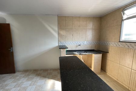 Sala de casa para alugar com 1 quarto, 35m² em Jardim Olavo Bilac, Duque de Caxias