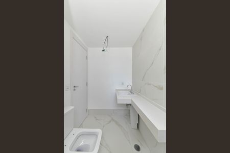 Apartamento à venda com 125m², 3 quartos e 2 vagas Apartamento à venda com 125m², 3 quartos e 2 vagasBanheiro da Suíte 2