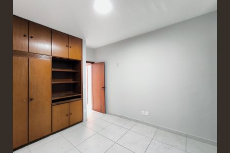 Apartamento à venda com 211m², 3 quartos e 2 vagasQuarto 2