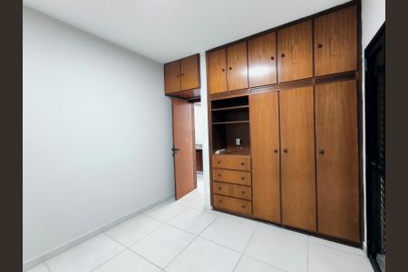 Apartamento à venda com 211m², 3 quartos e 2 vagasQuarto 1