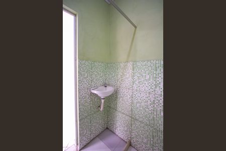 Banheiro de casa para alugar com 1 quarto, 40m² em Trindade, São Gonçalo