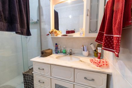 Casa de condomínio à venda com 118m², 2 quartos e 4 vagas Casa de condomínio à venda com 118m², 2 quartos e 4 vagasBanheiro Social