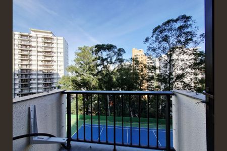 Apartamento à venda com 217m², 3 quartos e 5 vagasVista da Suíte 1