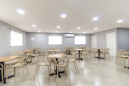 Apartamento para alugar com 45m², 2 quartos e 1 vagaÁrea comum - Salão de festas