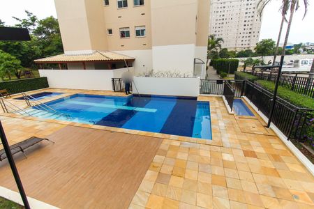 Apartamento para alugar com 45m², 2 quartos e 1 vagaÁrea comum - Piscina