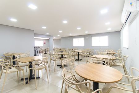 Apartamento para alugar com 45m², 2 quartos e 1 vagaÁrea comum - Salão de festas