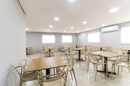 Apartamento para alugar com 45m², 2 quartos e 1 vagaÁrea comum - Salão de festas