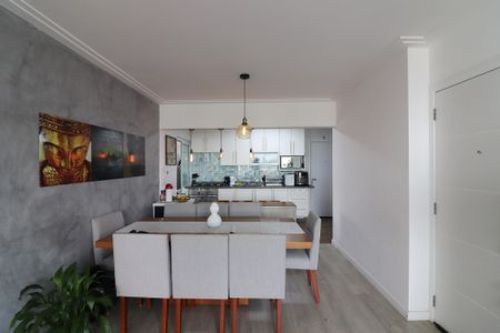 Apartamento para alugar com 99m², 3 quartos e 2 vagasSala