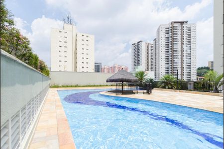 Apartamento para alugar com 99m², 3 quartos e 2 vagas Apartamento para alugar com 99m², 3 quartos e 2 vagasÁrea comum - Piscina