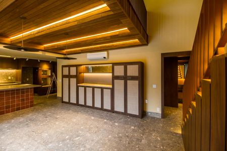 Apartamento para alugar com 192m², 4 quartos e 4 vagas Apartamento para alugar com 192m², 4 quartos e 4 vagasSala