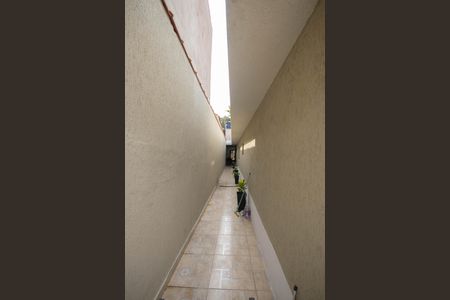 Casa à venda com 96m², 3 quartos e 2 vagasCorredor