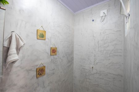 Casa à venda com 96m², 3 quartos e 2 vagasBanheiro