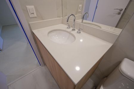 Apartamento à venda com 153m², 4 quartos e 2 vagasBanheiro