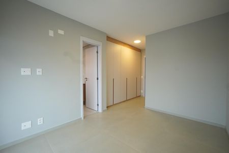 Apartamento à venda com 153m², 4 quartos e 2 vagasSuíte 2