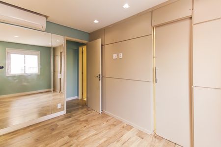 Apartamento à venda com 72m², 2 quartos e 2 vagasSuíte