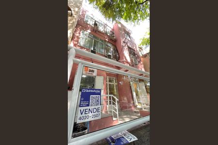 Apartamento à venda com 72m², 2 quartos e 1 vagaFachada