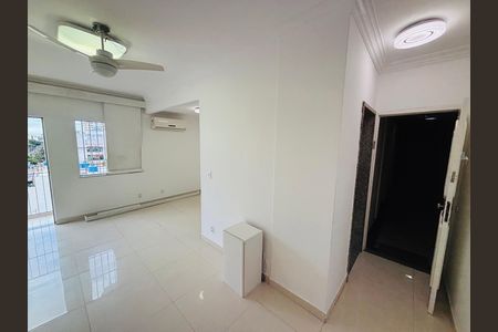 Apartamento à venda com 67m², 2 quartos e 1 vaga
