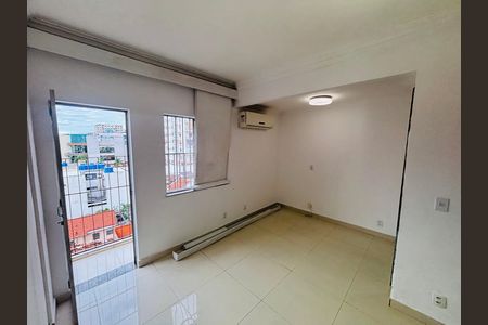 Apartamento à venda com 67m², 2 quartos e 1 vaga