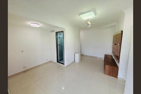 Apartamento à venda com 67m², 2 quartos e 1 vaga