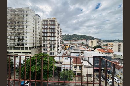 Apartamento à venda com 67m², 2 quartos e 1 vaga