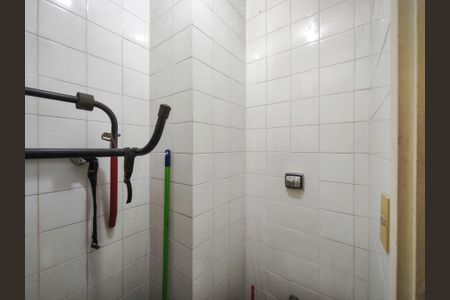 Apartamento à venda com 123m², 3 quartos e 2 vagasBanheiro de Serviço