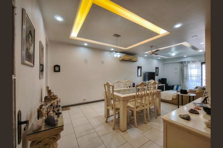 Apartamento à venda com 123m², 3 quartos e 2 vagasSala