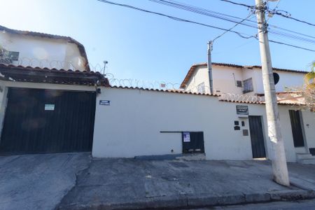 Apartamento para alugar com 50m², 2 quartos e 1 vagaPlaquinha