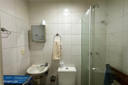 Apartamento à venda com 156m², 3 quartos e 2 vagas Apartamento à venda com 156m², 3 quartos e 2 vagasÁrea de Serviço