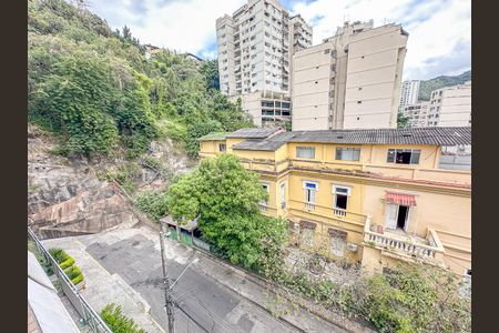 Apartamento à venda com 169m², 3 quartos e 1 vaga Apartamento à venda com 169m², 3 quartos e 1 vagaVista