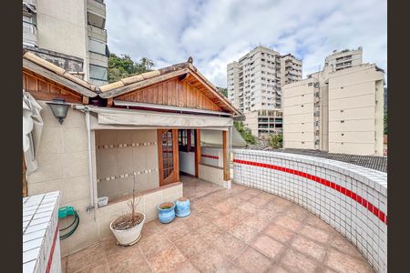 Apartamento à venda com 169m², 3 quartos e 1 vaga Apartamento à venda com 169m², 3 quartos e 1 vagaCobertura