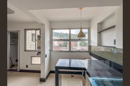 Apartamento à venda com 169m², 3 quartos e 1 vaga Apartamento à venda com 169m², 3 quartos e 1 vagaCozinha