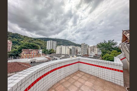 Apartamento à venda com 169m², 3 quartos e 1 vaga Apartamento à venda com 169m², 3 quartos e 1 vagaCobertura