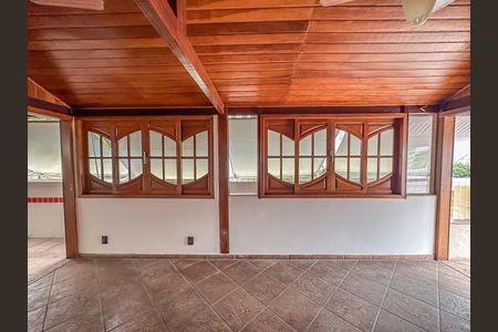 Apartamento à venda com 169m², 3 quartos e 1 vaga Apartamento à venda com 169m², 3 quartos e 1 vagaCobertura