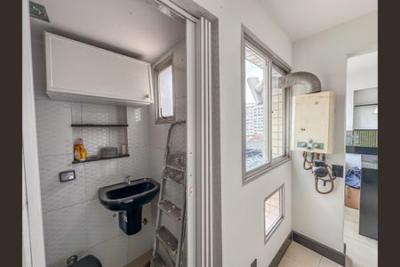 Apartamento à venda com 169m², 3 quartos e 1 vaga Apartamento à venda com 169m², 3 quartos e 1 vagaBanheiro de Serviço