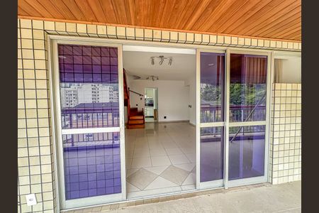 Apartamento à venda com 169m², 3 quartos e 1 vaga Apartamento à venda com 169m², 3 quartos e 1 vagaVaranda da Sala