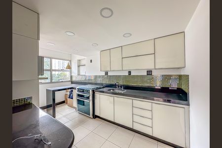 Apartamento à venda com 169m², 3 quartos e 1 vaga Apartamento à venda com 169m², 3 quartos e 1 vagaCozinha