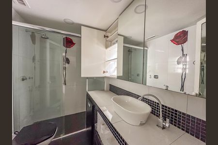 Apartamento à venda com 169m², 3 quartos e 1 vaga Apartamento à venda com 169m², 3 quartos e 1 vagaBanheiro da Suíte 1