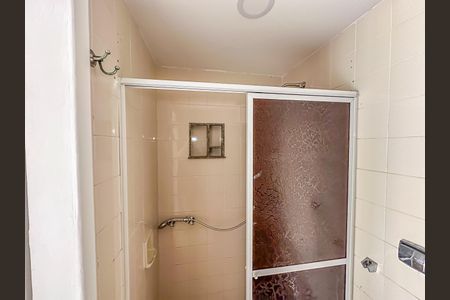 Apartamento à venda com 169m², 3 quartos e 1 vaga Apartamento à venda com 169m², 3 quartos e 1 vagaBanheiro da Suíte 2