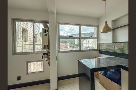 Apartamento à venda com 169m², 3 quartos e 1 vaga Apartamento à venda com 169m², 3 quartos e 1 vagaCozinha