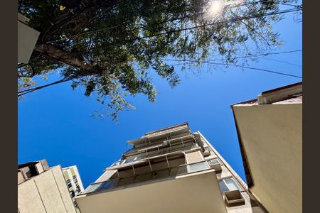 Apartamento à venda com 161m², 4 quartos e 2 vagasFachada